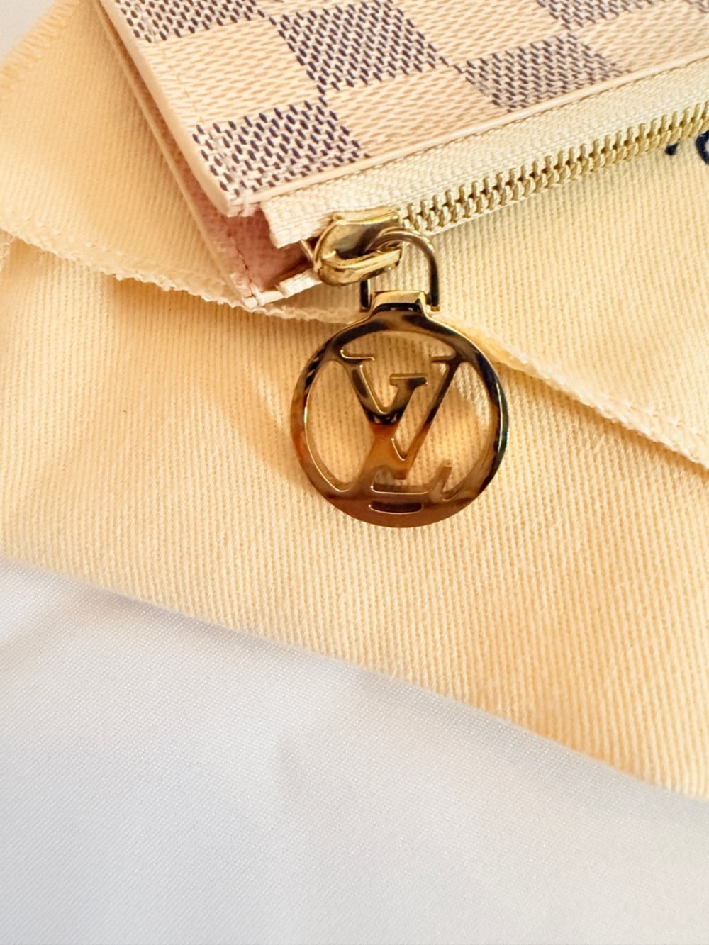 Louis Vuitton Damier Azur Cream and Gray Key Pouch with Gold Charm - Picture 5 of 8